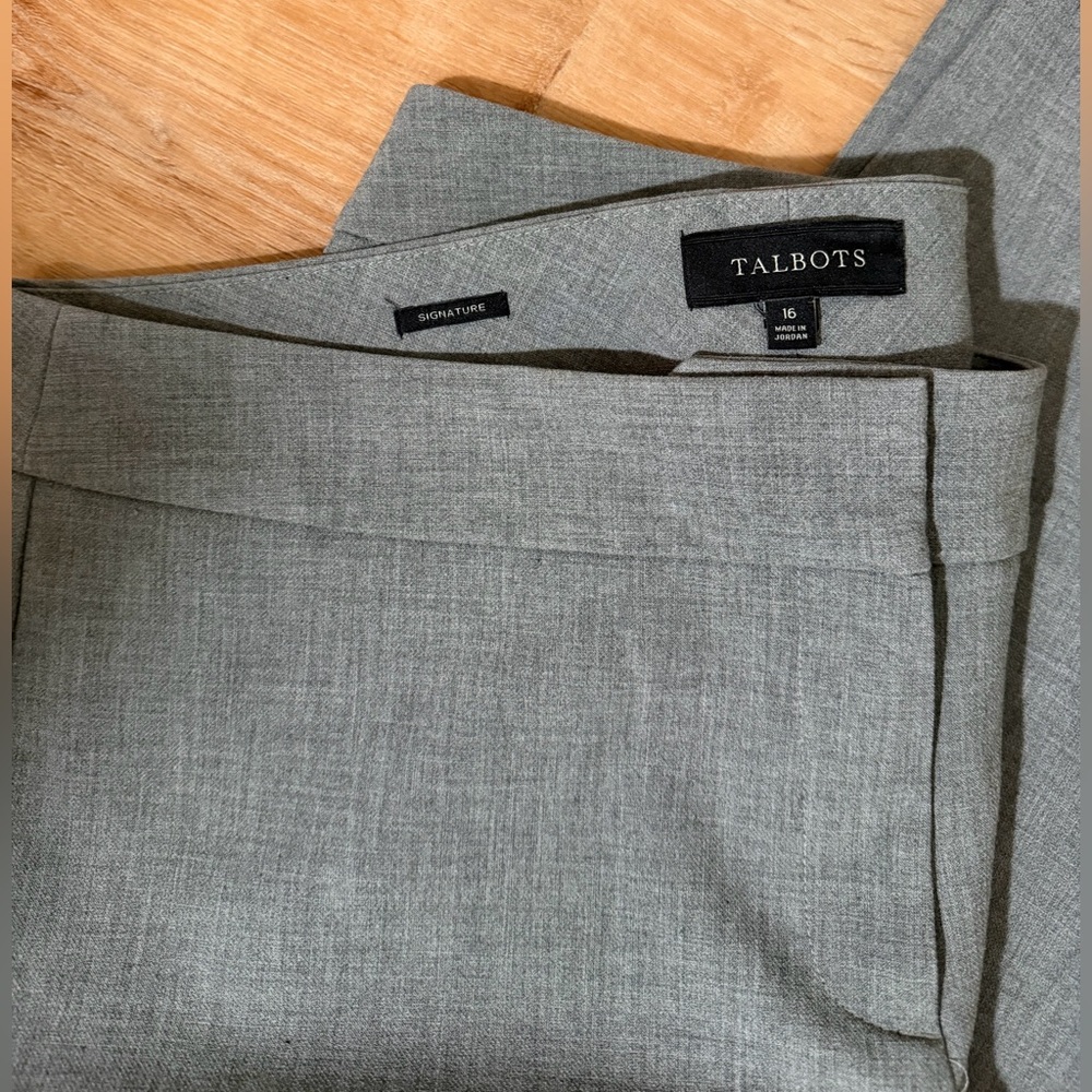 EUC! Talbots Signature Gray Tailored Dress Pants. Size 16 - Picture 2 of 3